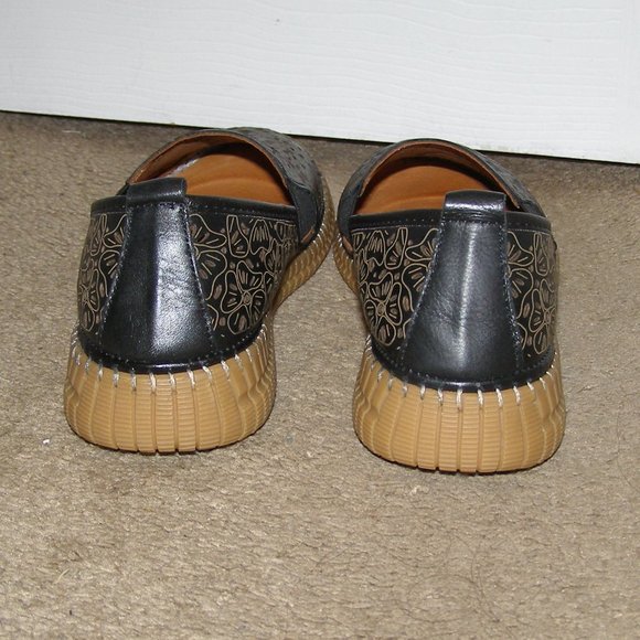 NEW in Box size 8 SPRING STEP Black Loafers - Picture 6 of 9